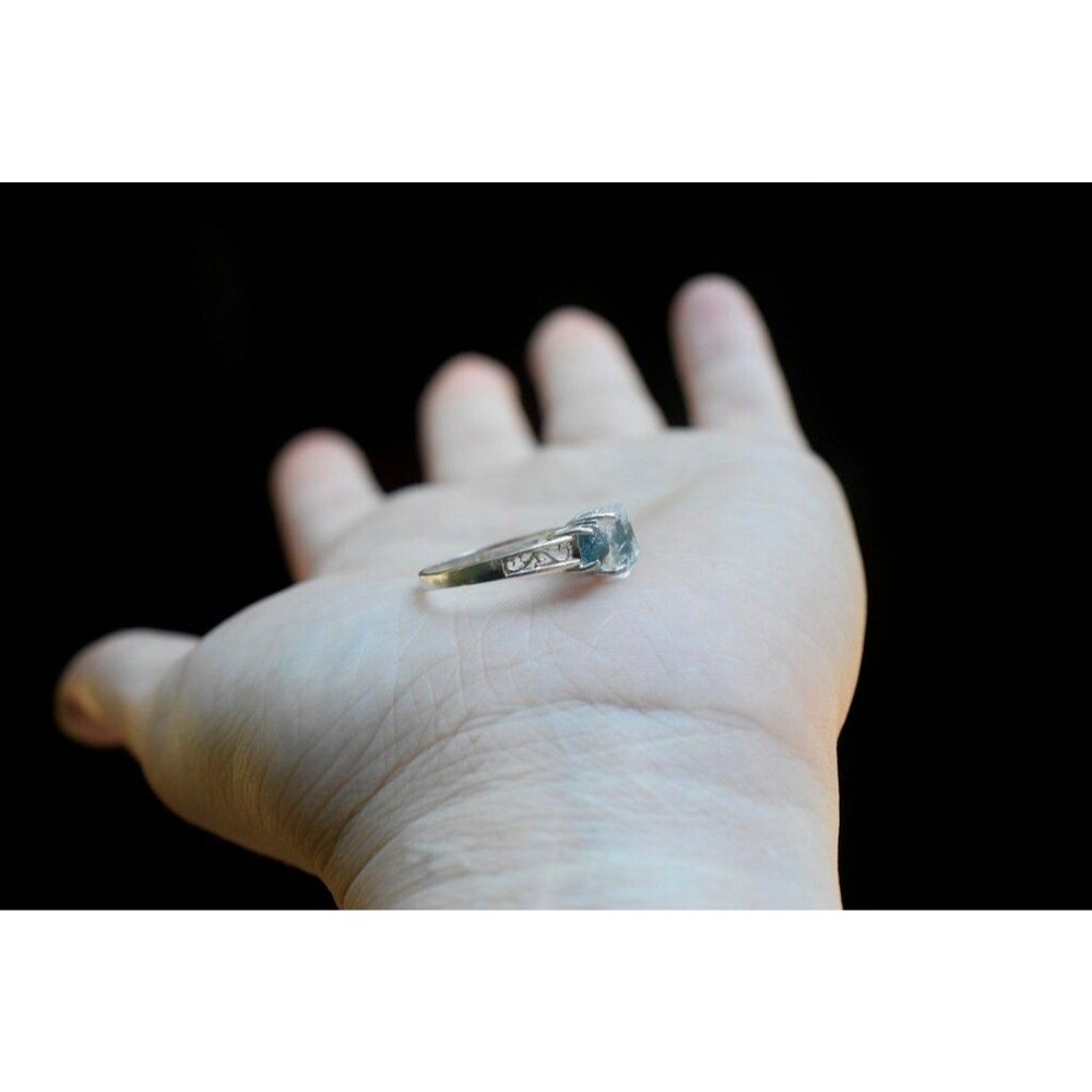 Raw Montana Sapphire Ring: Lake County Diamond, Sterling Silver - Picture 5 of 9